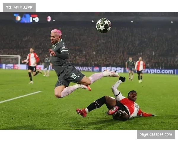 埃因霍温防守定位球注意力集中 很少被对手利用偷袭 埃因霍温防守定位球注意力集中 很少被对手利用偷袭